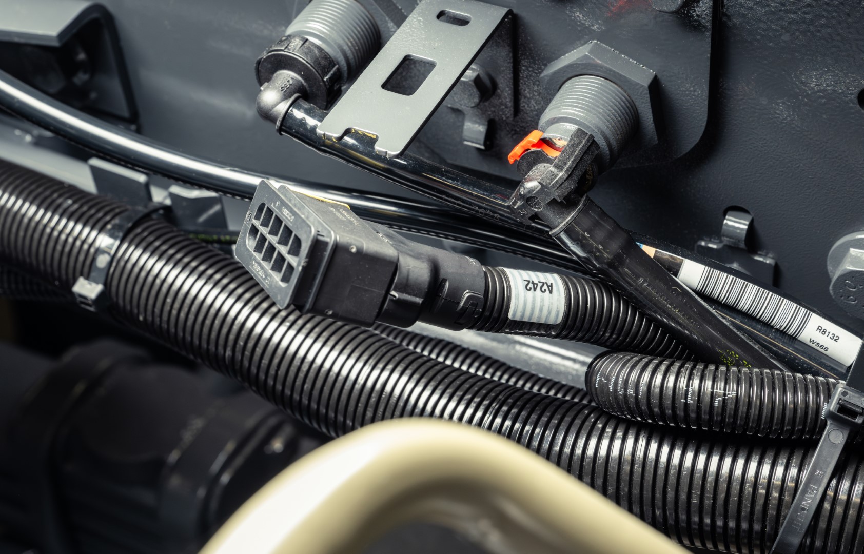 DAF expands its Plug and Play program for highest efficiency - DAF ...