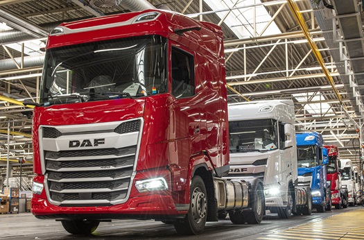 Eindlijn truckfabriek