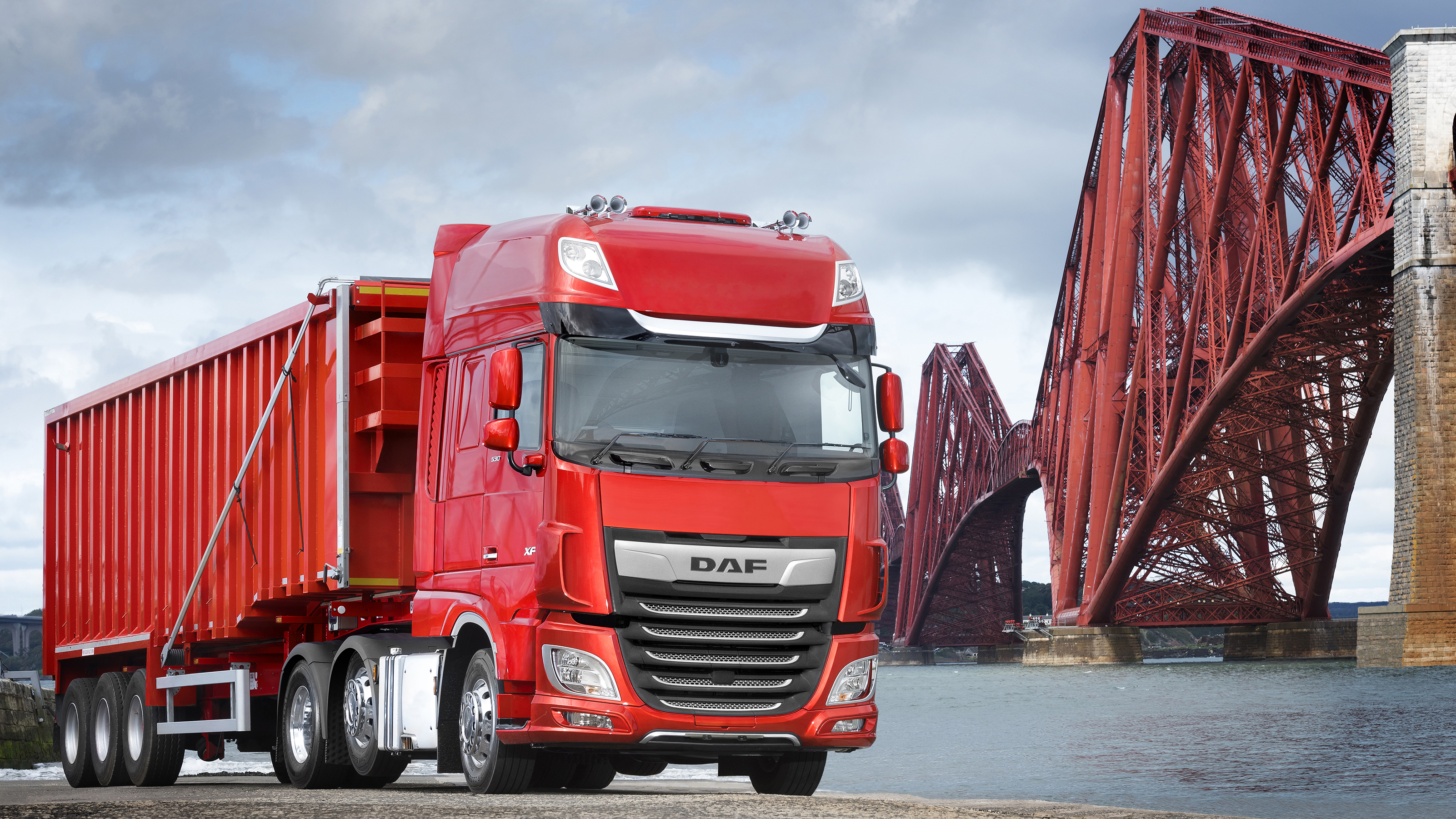 DAF-XF-530-FTG-6x2-2018097