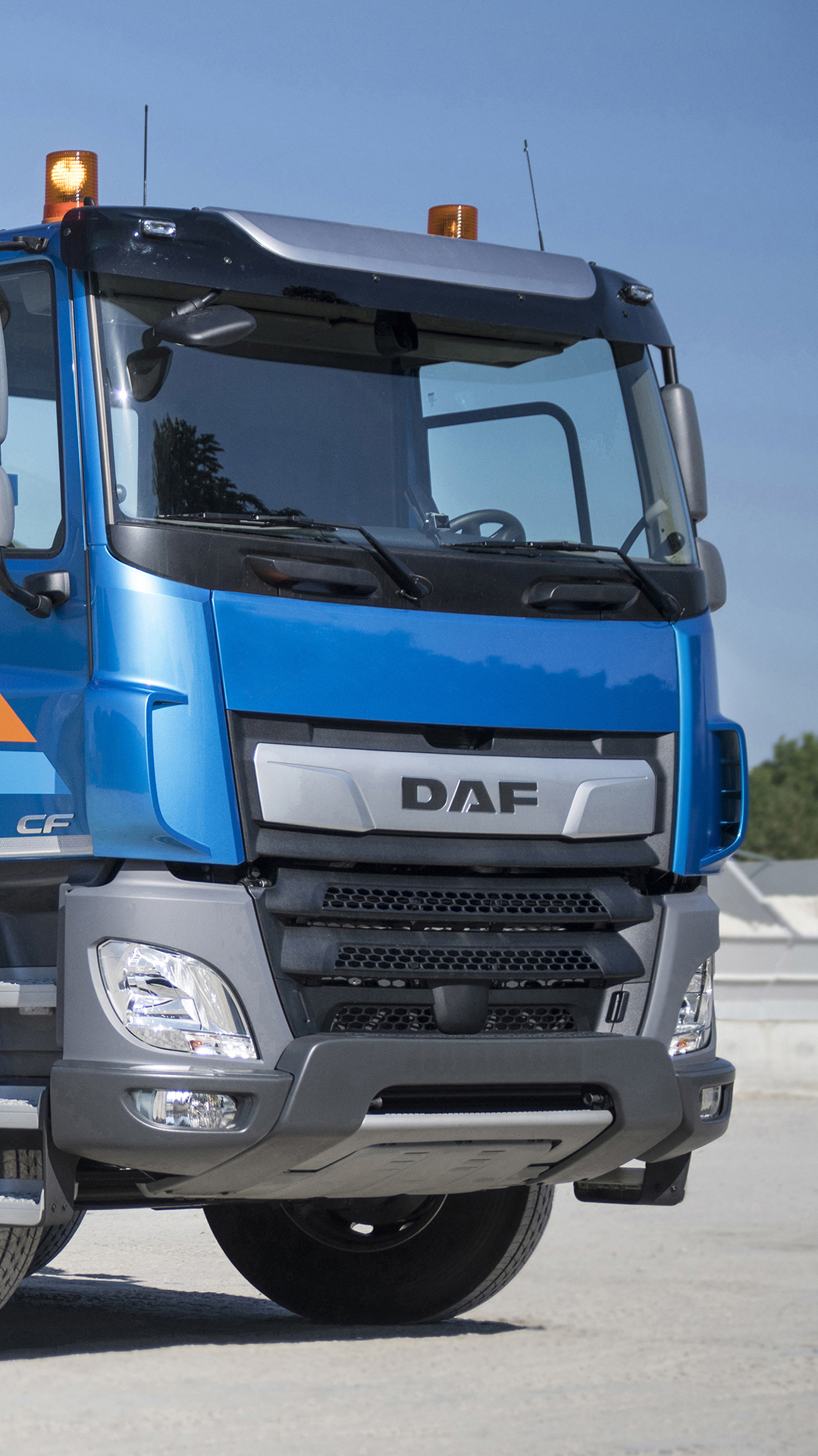 DAF-CF-410-FAD-8x4-2018094-1080