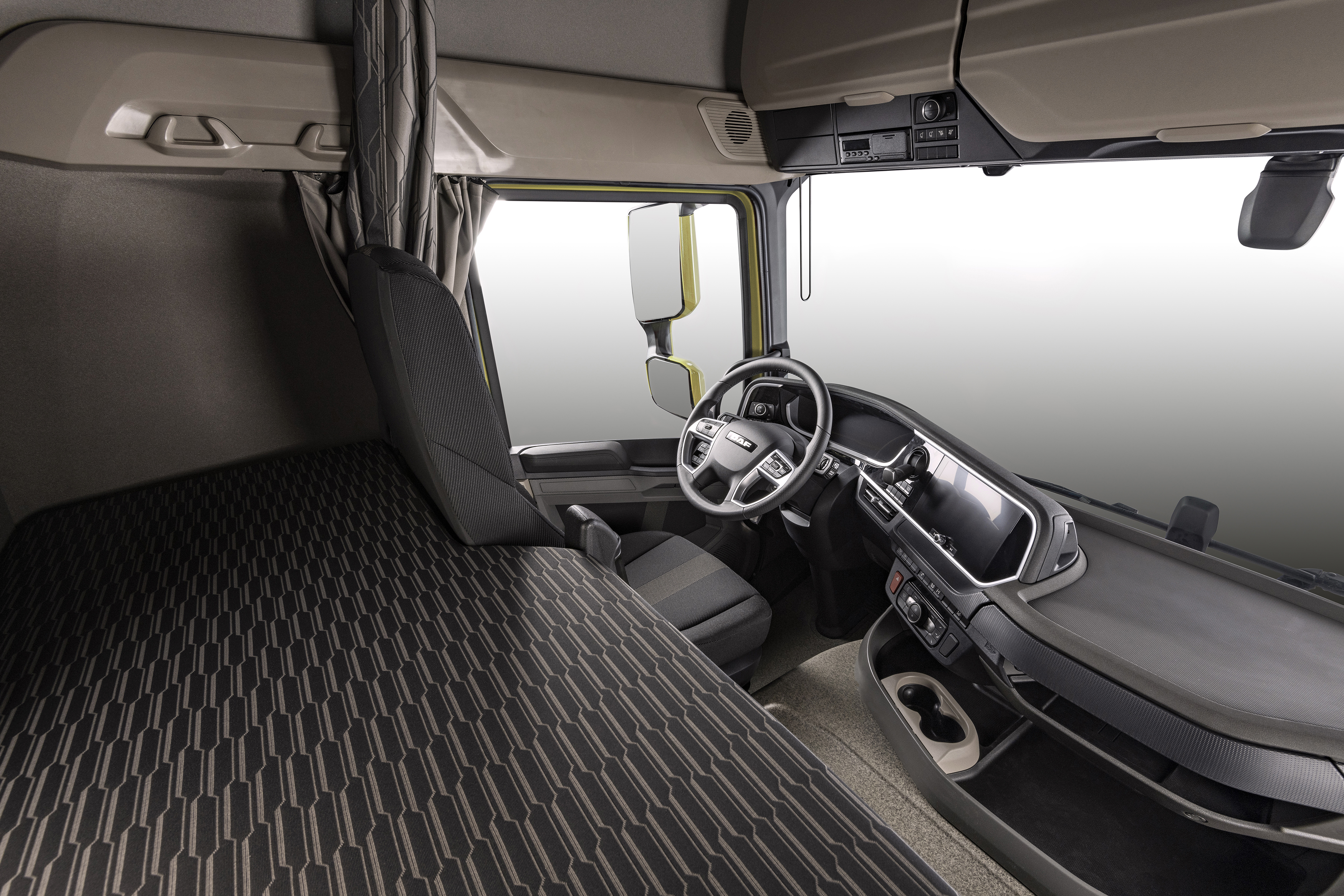 47 DAF XD Interior Overview Sleeper High Cab