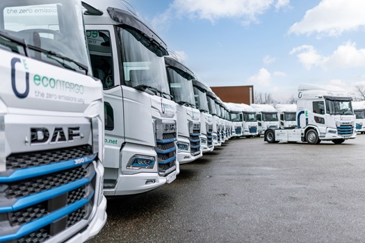 Contargo-puts-33-DAF-XD-Electric-trucks-into-operation-02