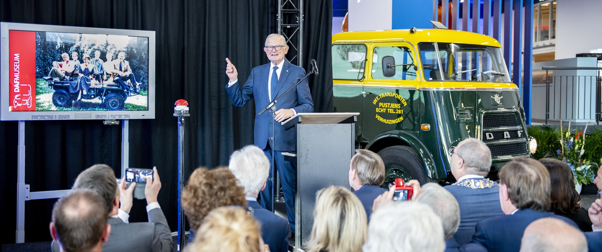 Heropening-DAF-Museum-Pieter-van-Vollenhoven