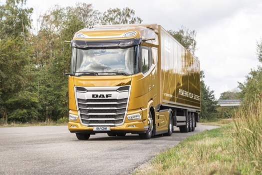 19-New-Generation-DAF-XG-with-Single-Driver-Luxury-Package