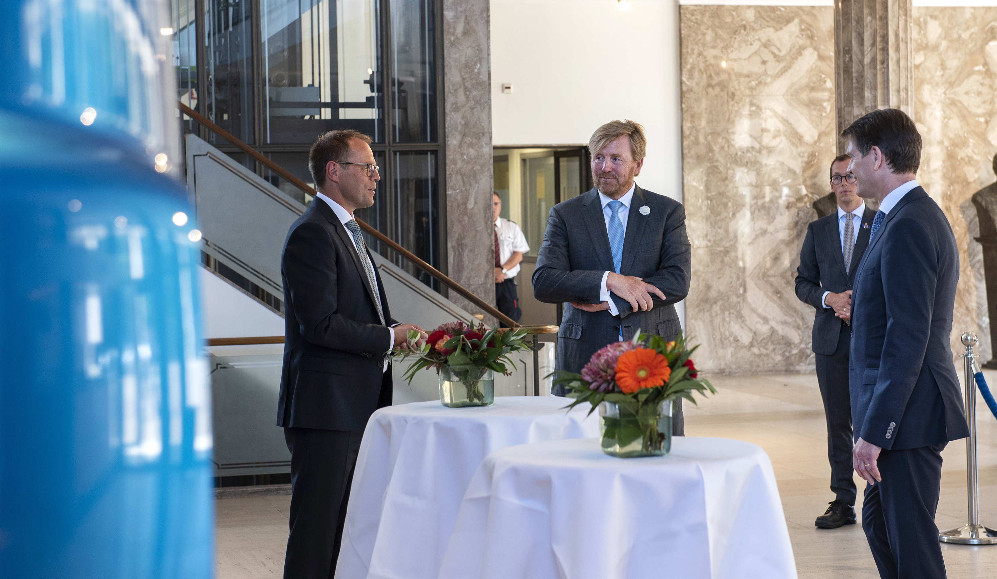 The-Dutch-King-Willem-Alexander-visits-DAF-Trucks-03