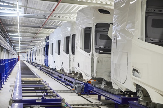 09-60-years-of-DAF-production-in-Belgium-Building-a-new-cab